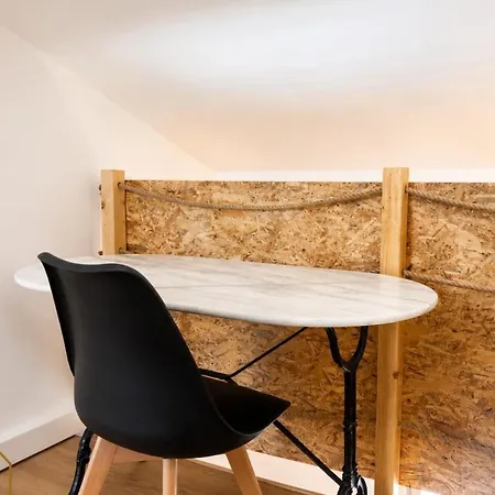 Le Duplex Saint Alban 公寓